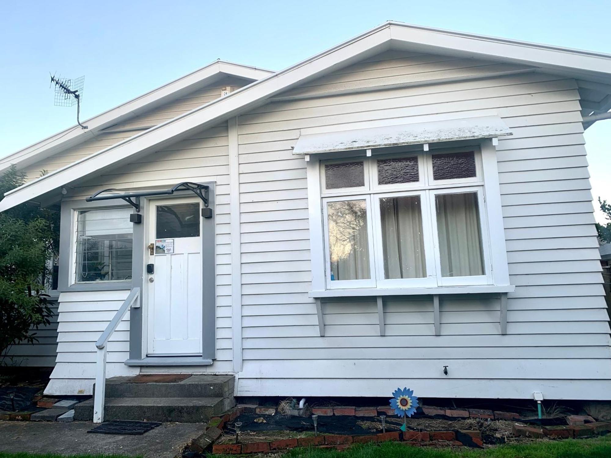 Rs Two-Bedroom Apartment Palmerston North Exterior photo